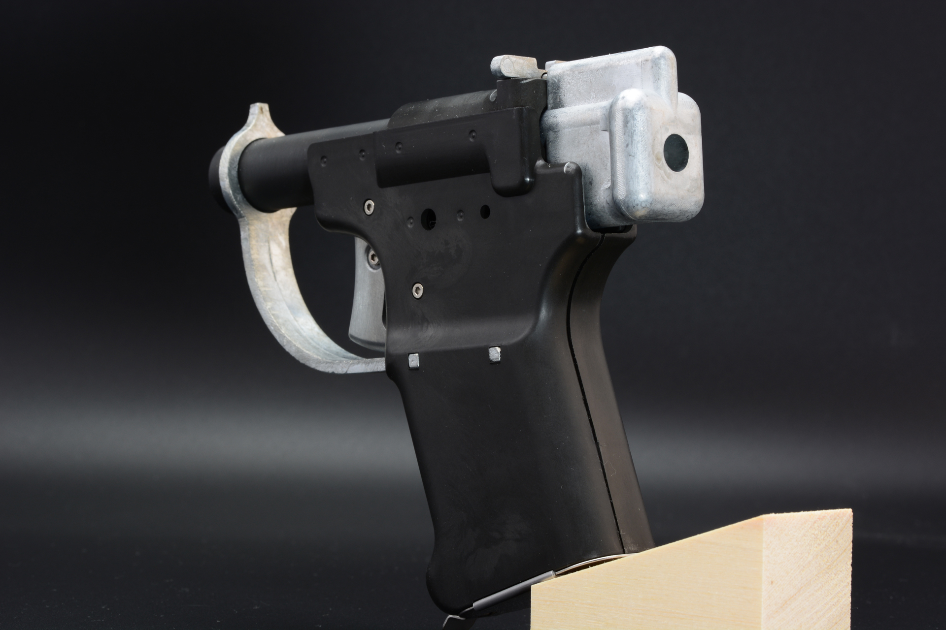 デザインはかなり特徴的だ