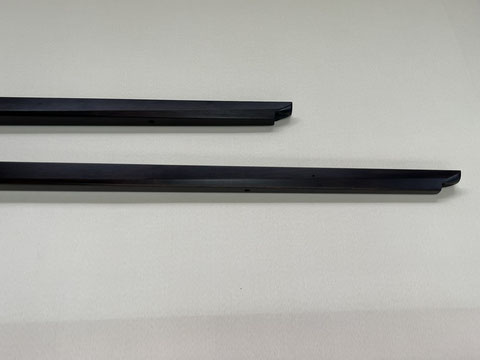 ストック（台）はタネガシマ（写真下）より20㎝以上短く。とはいっても1本物のストックとしては最大級の長さ