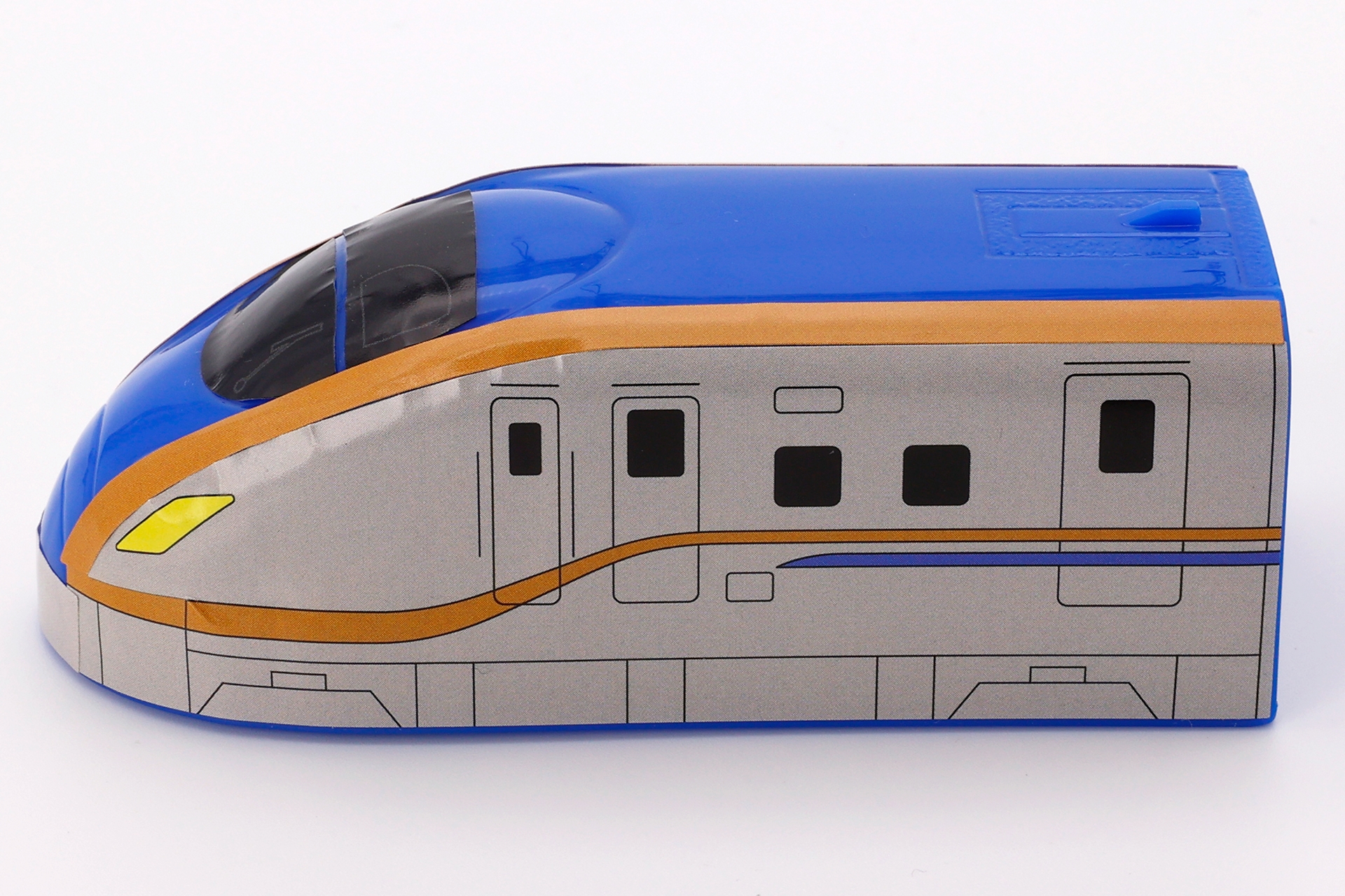 側面側から見たところ。下側と上側のオレンジのラインは、別のシールになっている