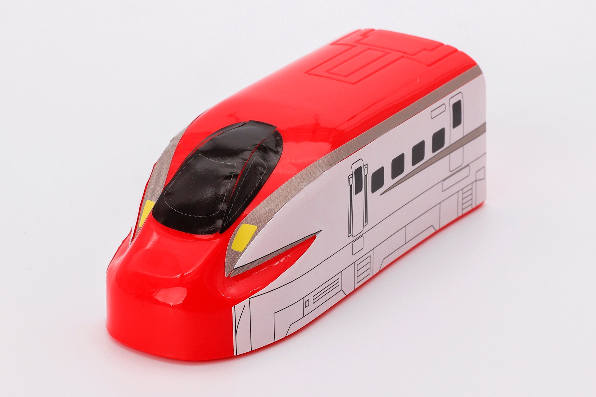 側面に貼るシールは、このように前面部分に切れ込みが入っている