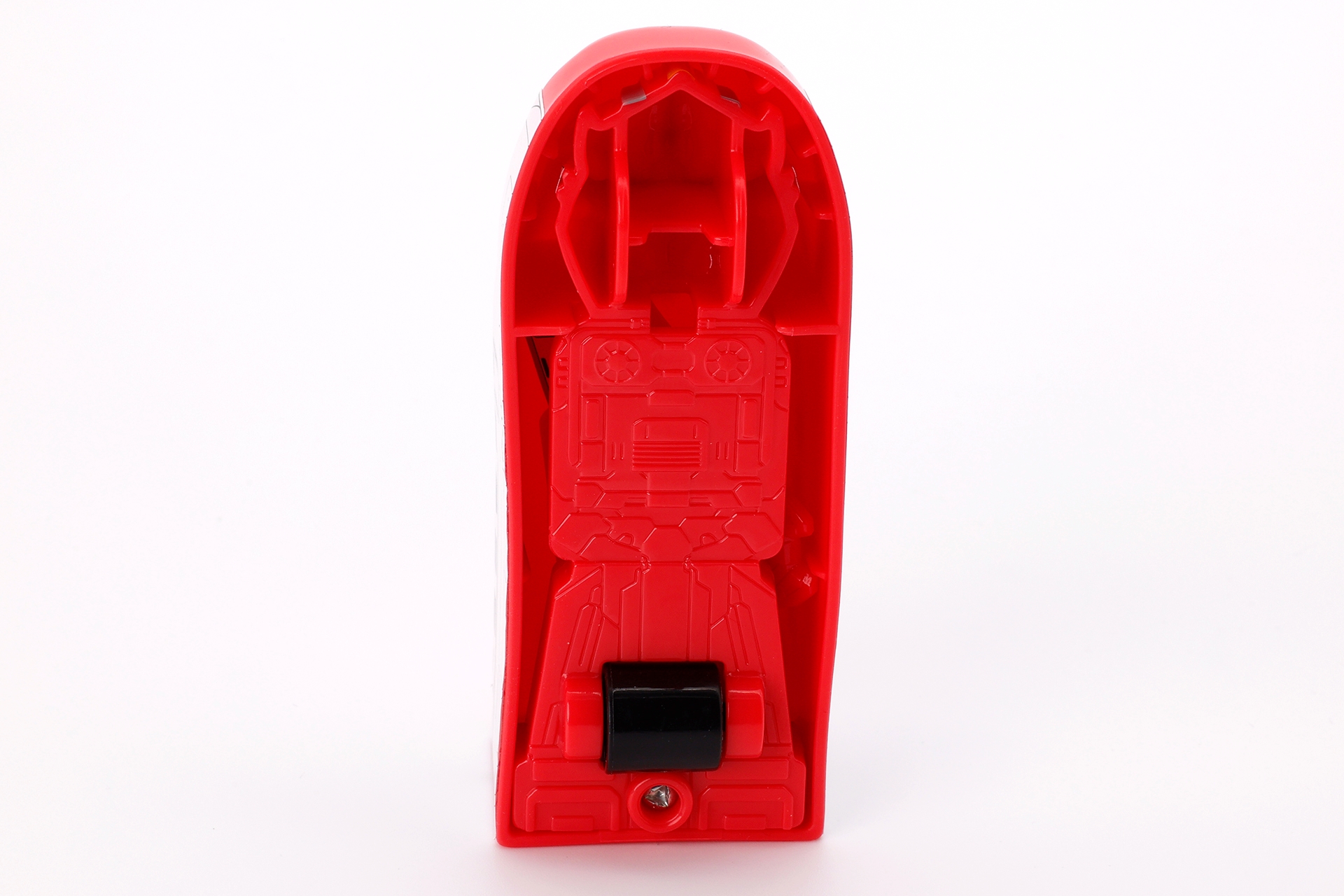 こちらが底面側。前輪部分に車輪はないが、後輪は黒い部分が可動するようになっている