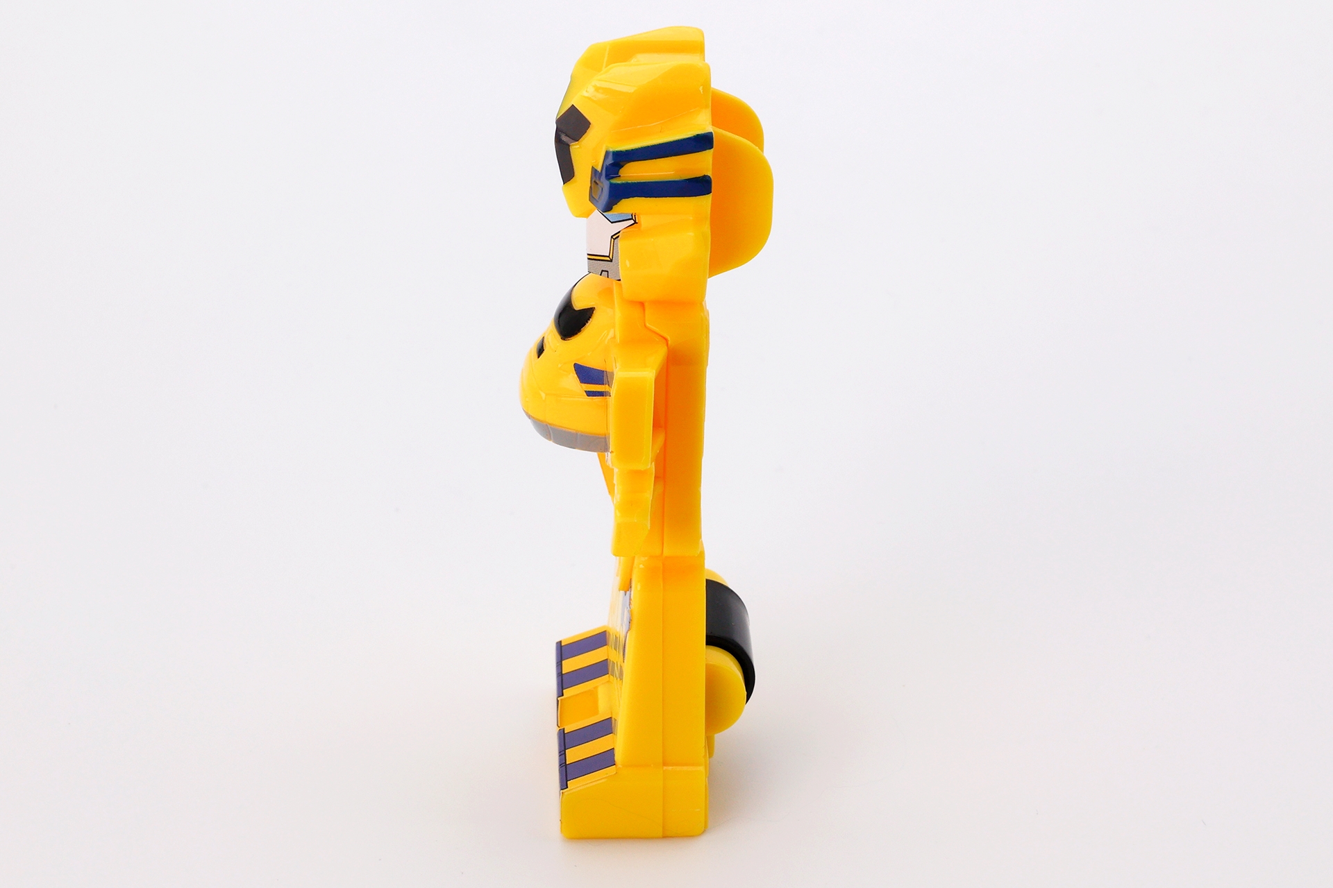 こちらは「シンカリオンZ ドクターイエロー」を側面側から見たところ