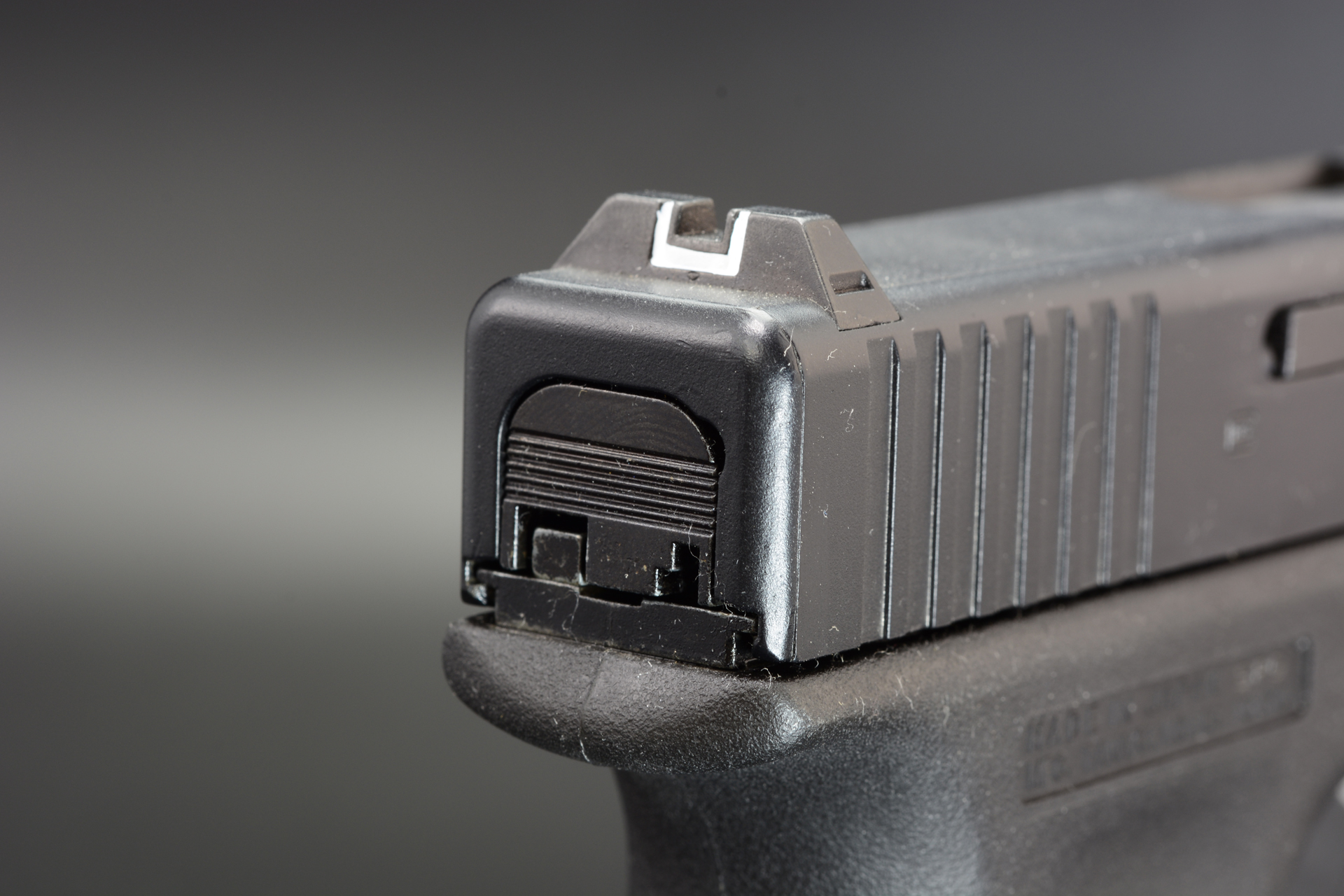 フロントサイト、リアサイトも実用性な雰囲気だ