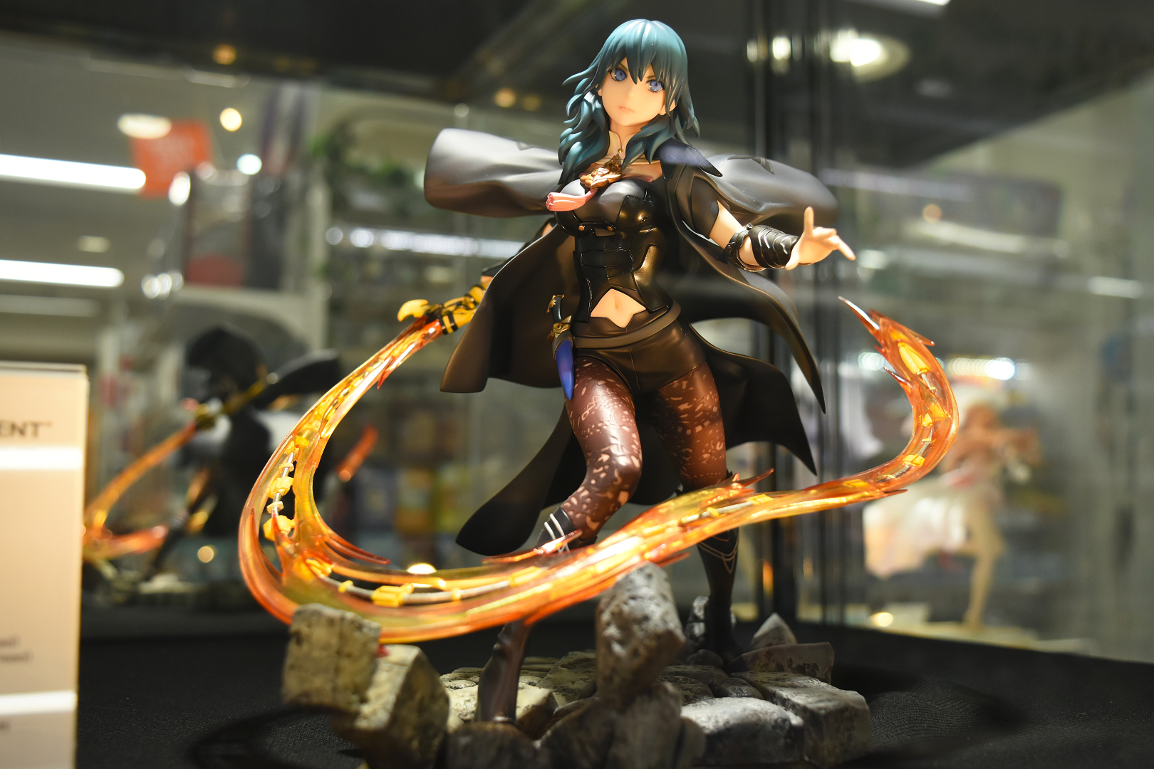 武器を手に戦場へ立つ姿は、カッコ良いの一言