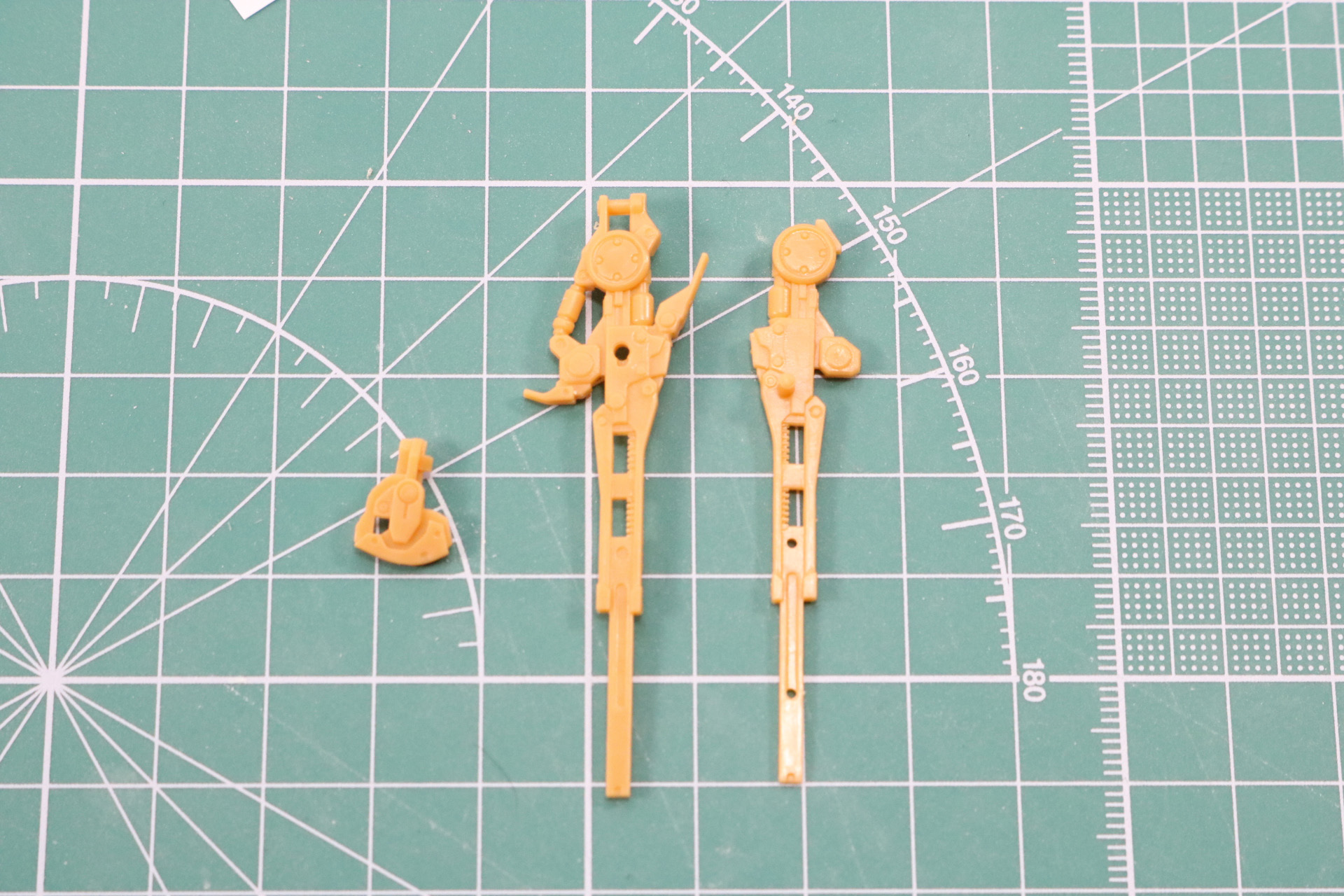 メガビーム・ライフル組み立て