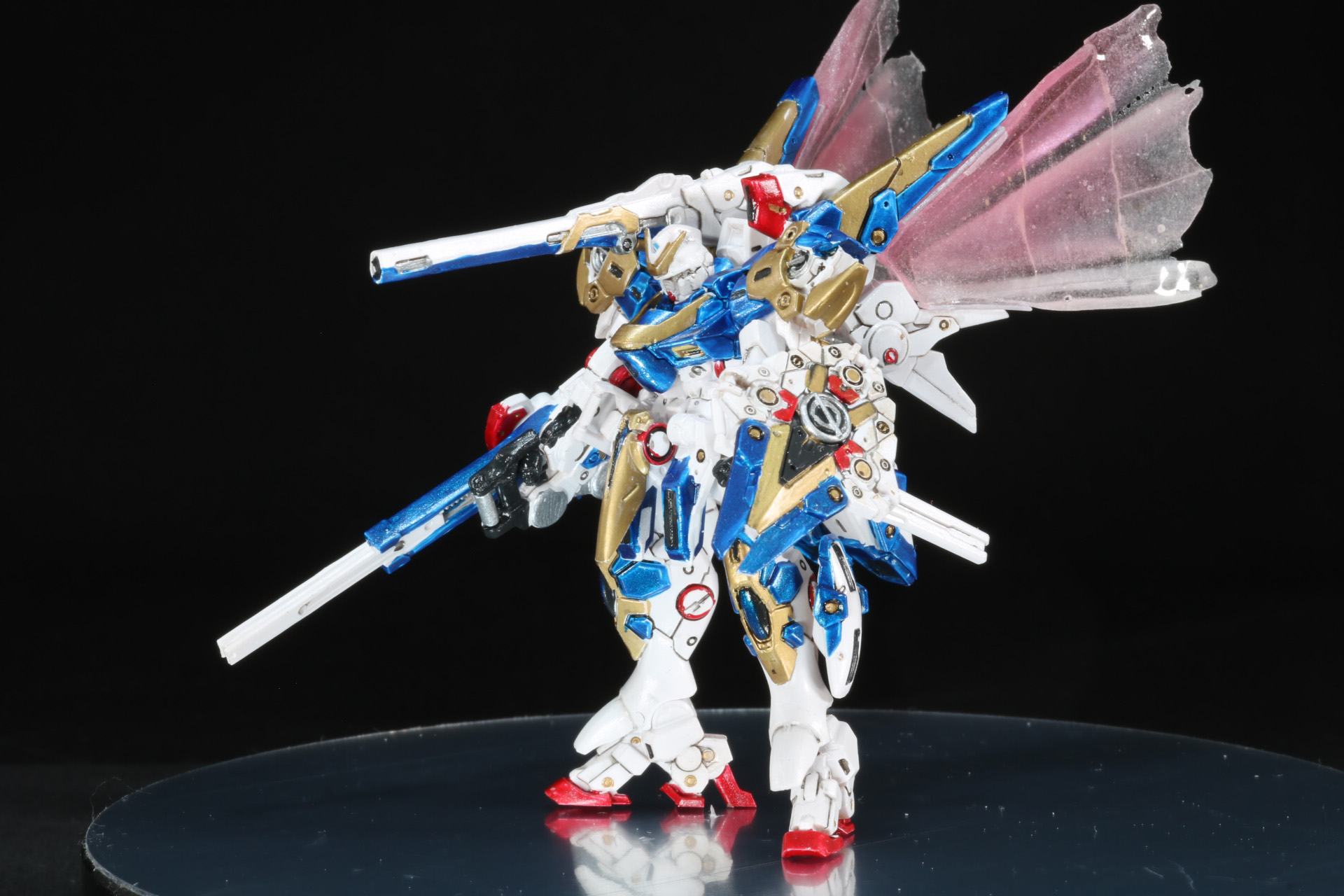 挟み込んでいるだけだが、劇中の展開に近い表現ができる