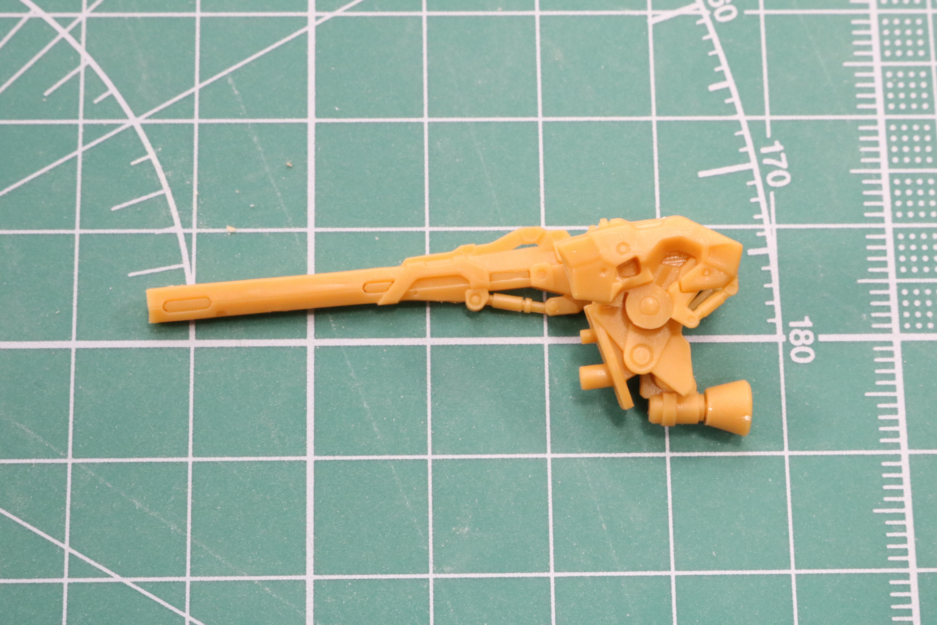 背部メガビーム・キャノン＆ビームスプレー・ポッド組み立て