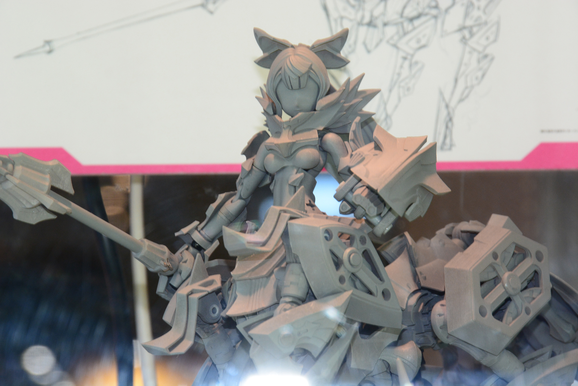 「ブロッカーズ FIOR」新商品は騎士型で、組み合わせるとケンタウロス形態に