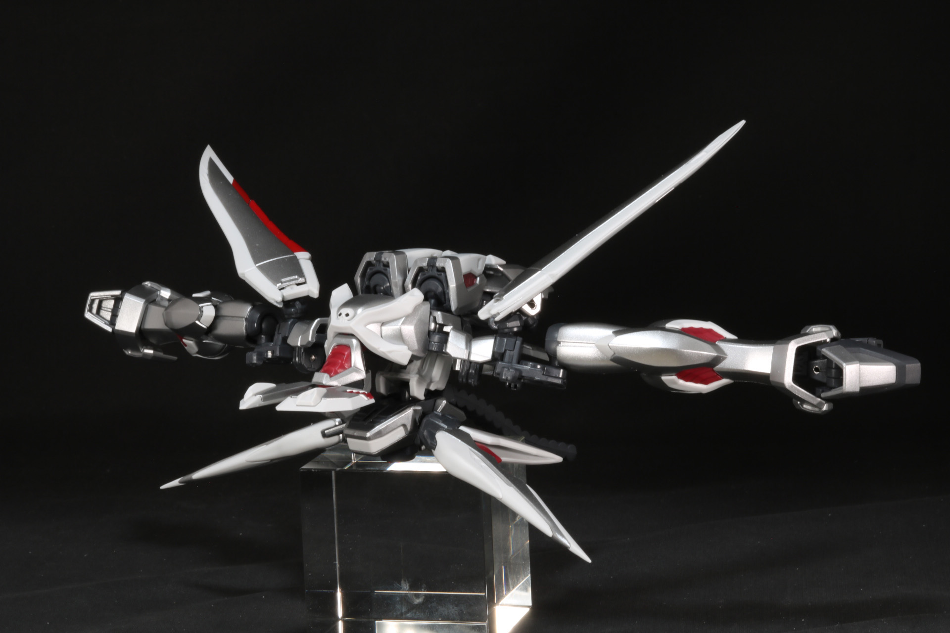 「ROBOT魂 ＜SIDE MS＞ ファントムガンダム」の「蜃気楼鳥（ミラージュ・ワゾー）」形態