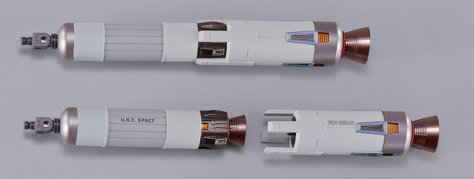 Koma氏がデザインした多段ロケットのようなギミック。商品できちんと再現された