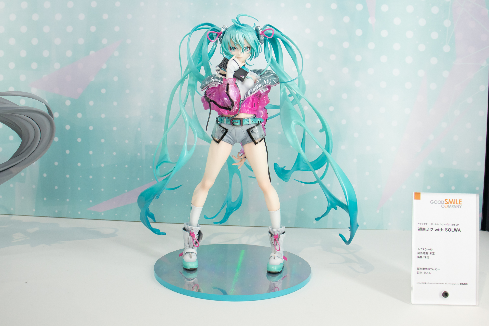 「初音ミク with SOLWA」は可愛くもクールな姿のフィギュア