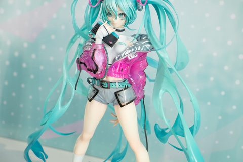 初音ミク フィギュア 35体 ワンホビ35】レースクイーンや、クールなミクさんもラインナップ