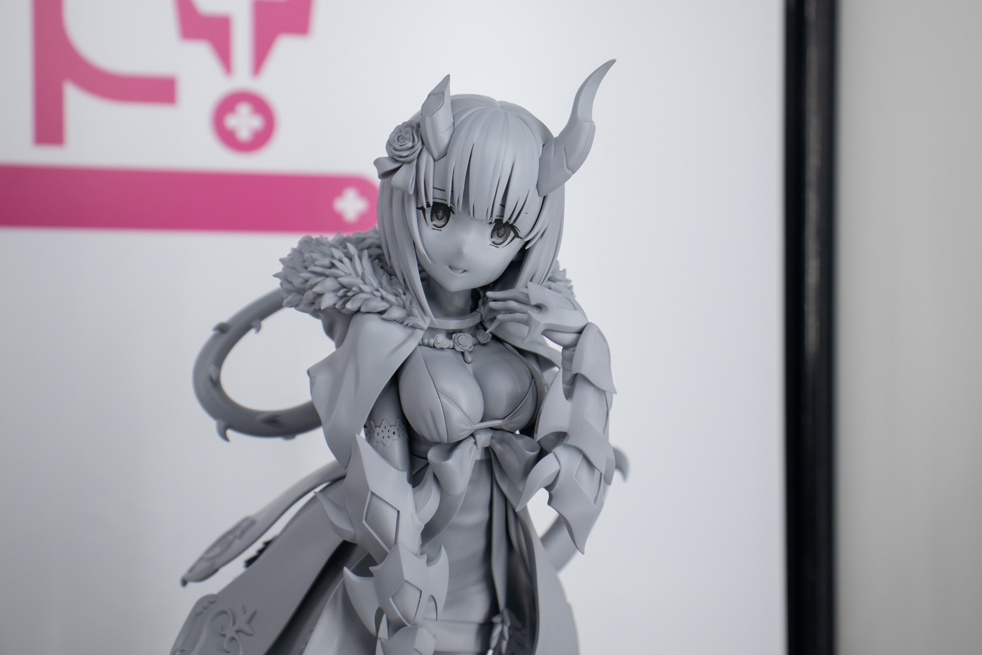 かわいらしいが、ヤンデレな雰囲気もきちんと感じさせる表情