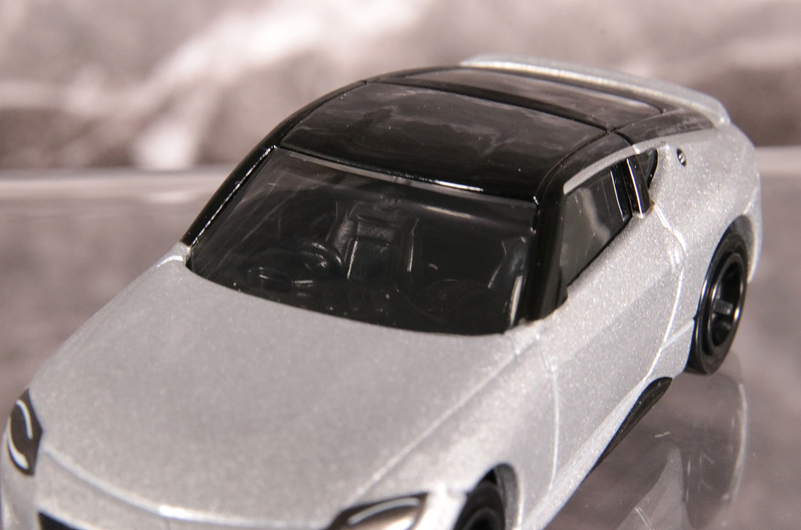 ダッシュボードにステアリングも再現されている