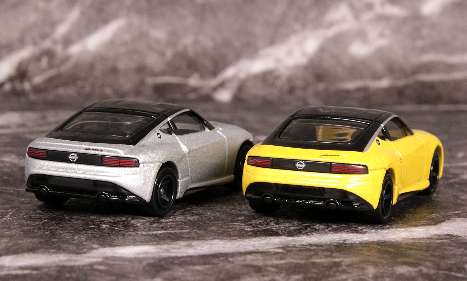 リアから見たときの印象も異なるものに