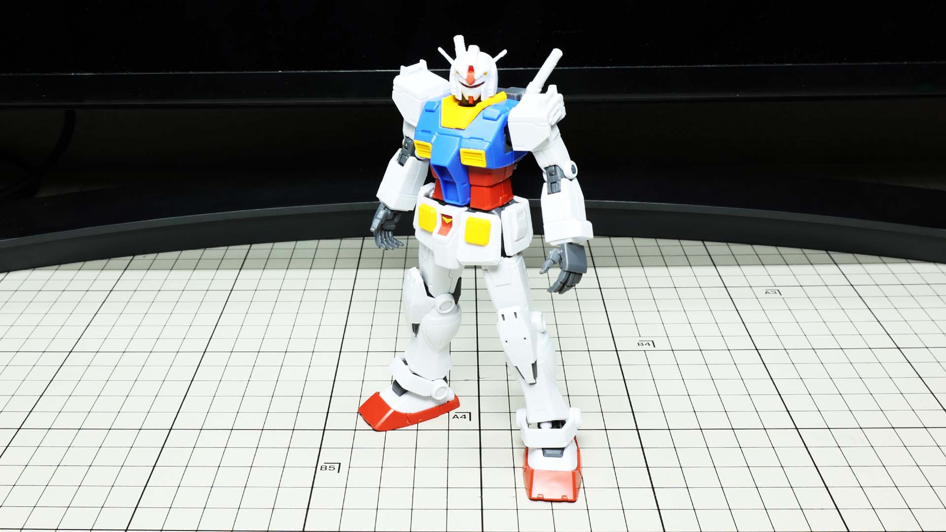 これでガンダム本体完成です
