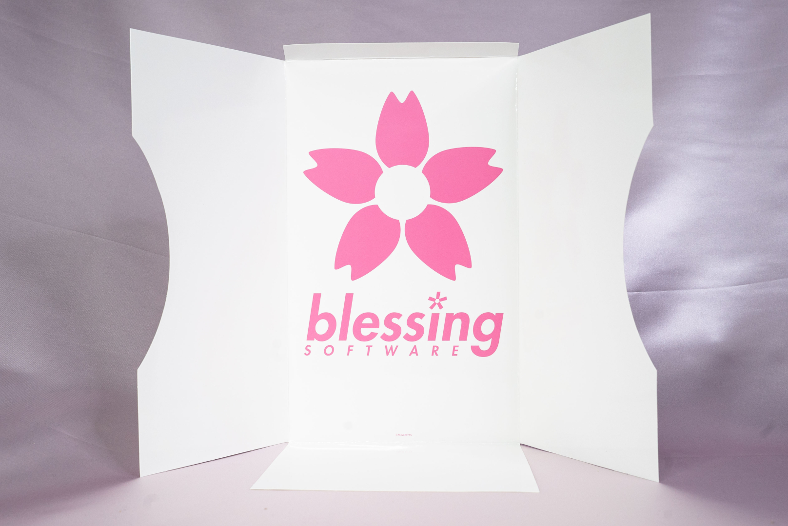 加藤のイメージにあった清楚なパッケージと内容。もちろんパーツには色移り対策の保護ビニールも使われているぞ