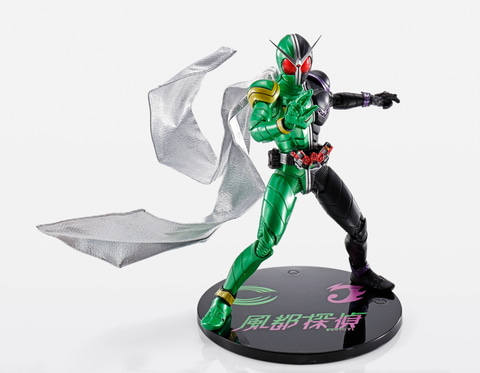 S.H.Figuarts（真骨彫製法）仮面ライダーW サイクロンジョーカー