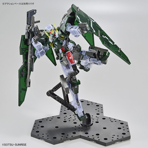 デュナメス、目標を狙い撃つ。「機動戦士ガンダム00」より「ガンダム