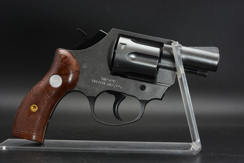 エム•アイ•イー総研　リバティチーフ　38special2インチHWモデルガン Amazon | エム・アイ・イー総研 LIBERTY CHIEF .38special 2