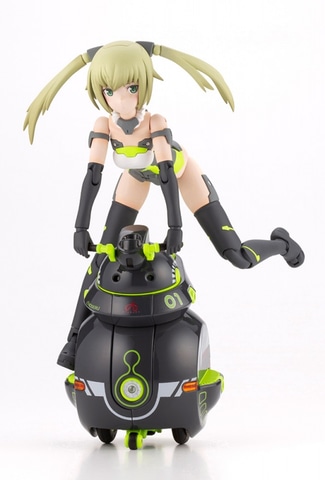 FAガール」と「MARUTTOYS」がコラボ！ レーシングスタイルの「イノ