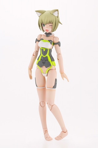 FAガール」と「MARUTTOYS」がコラボ！ レーシングスタイルの「イノ