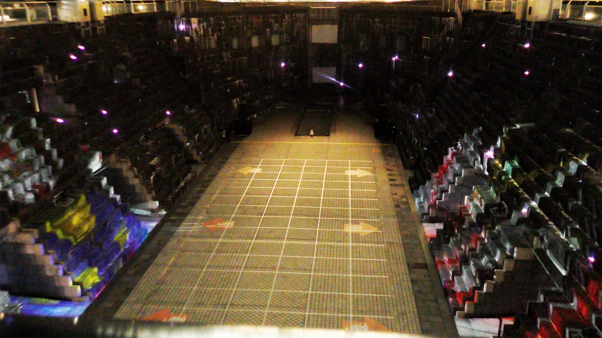 両側にガンダムが！