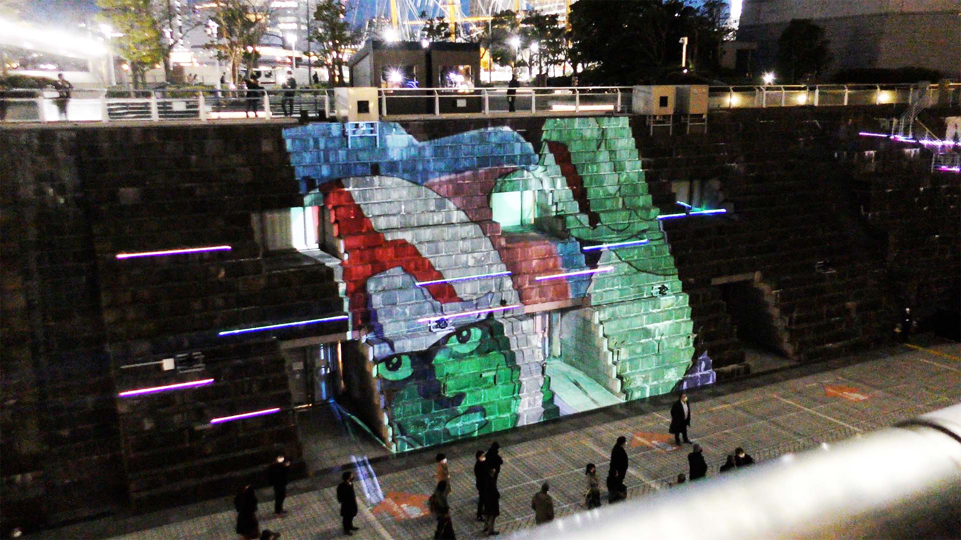 たかがメインカメラをやられただけだ！