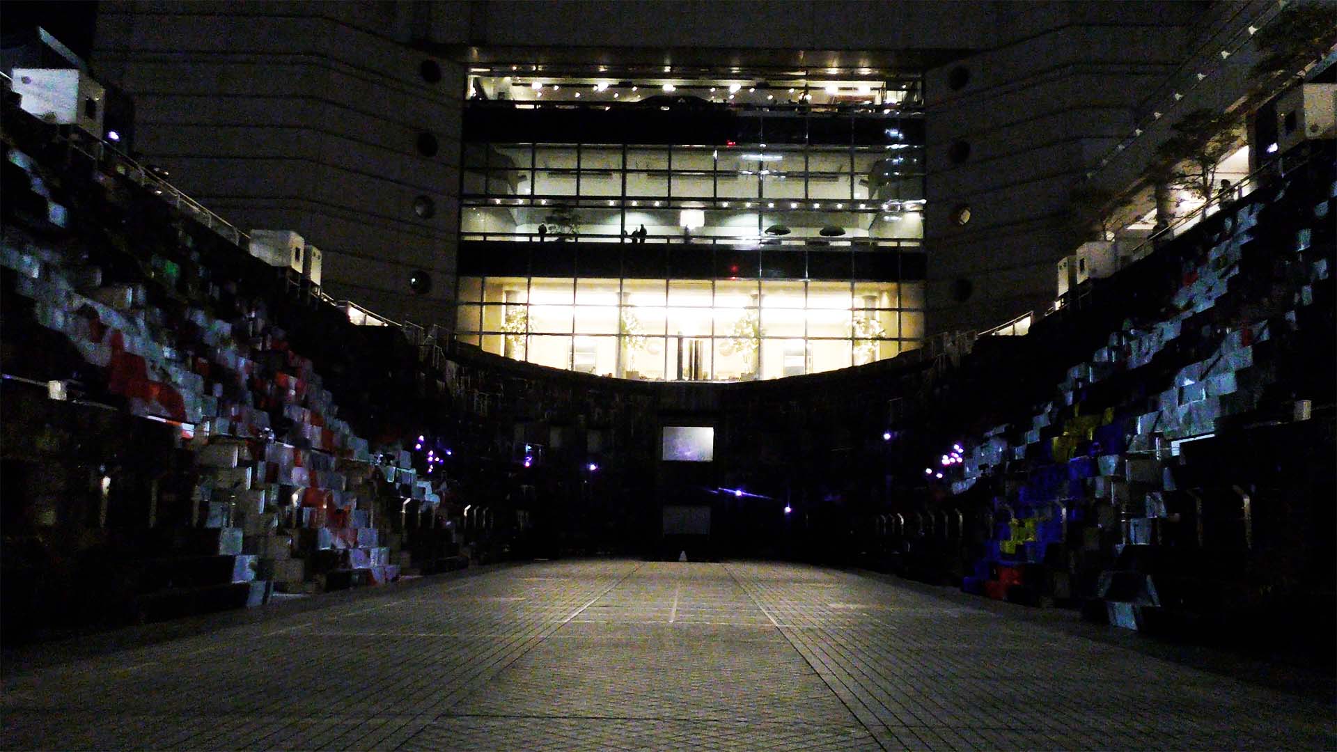 映像もより迫力が増します