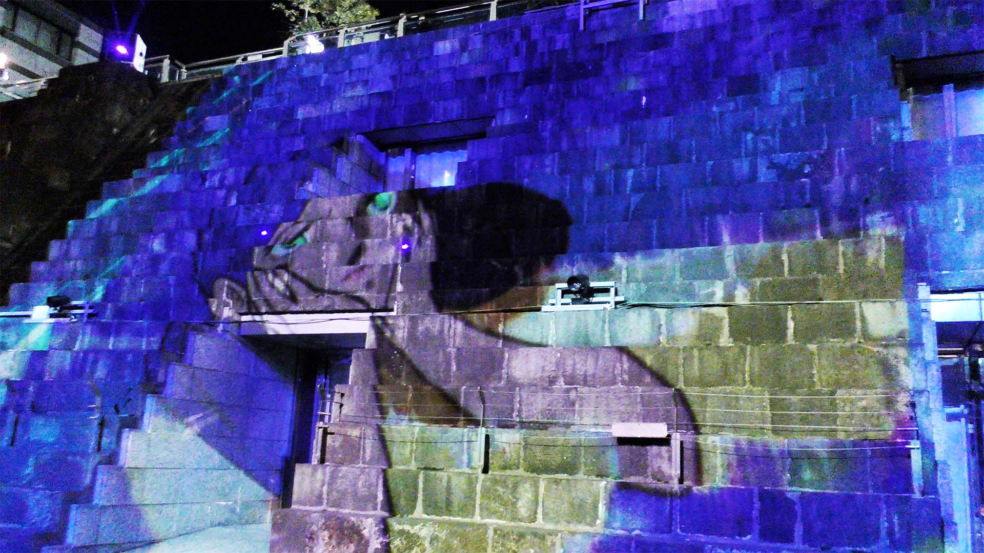 映像もより迫力が増します