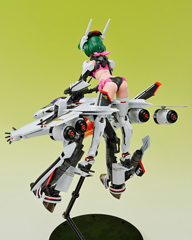 マクロスF」より超時空シンデレラ「ランカ」がVFガールとして