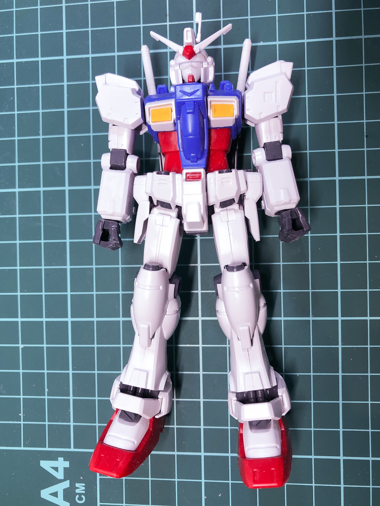 仮組み時の写真。完成写真と見比べてみると情報量が格段に増しました。