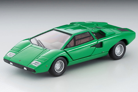 ランボルギーニのスーパーカー「カウンタック LP400」を再現