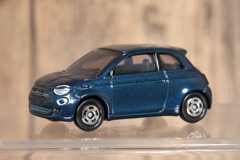 特別企画】「トミカ新車インプレッション」3月は人気コンパクトカーの