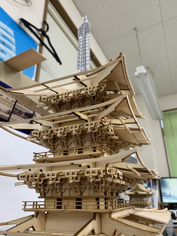 荘厳な木造建築を模型で再現 ウッディジョー 木製模型キット 五重塔 の試作品を公開 Hobby Watch