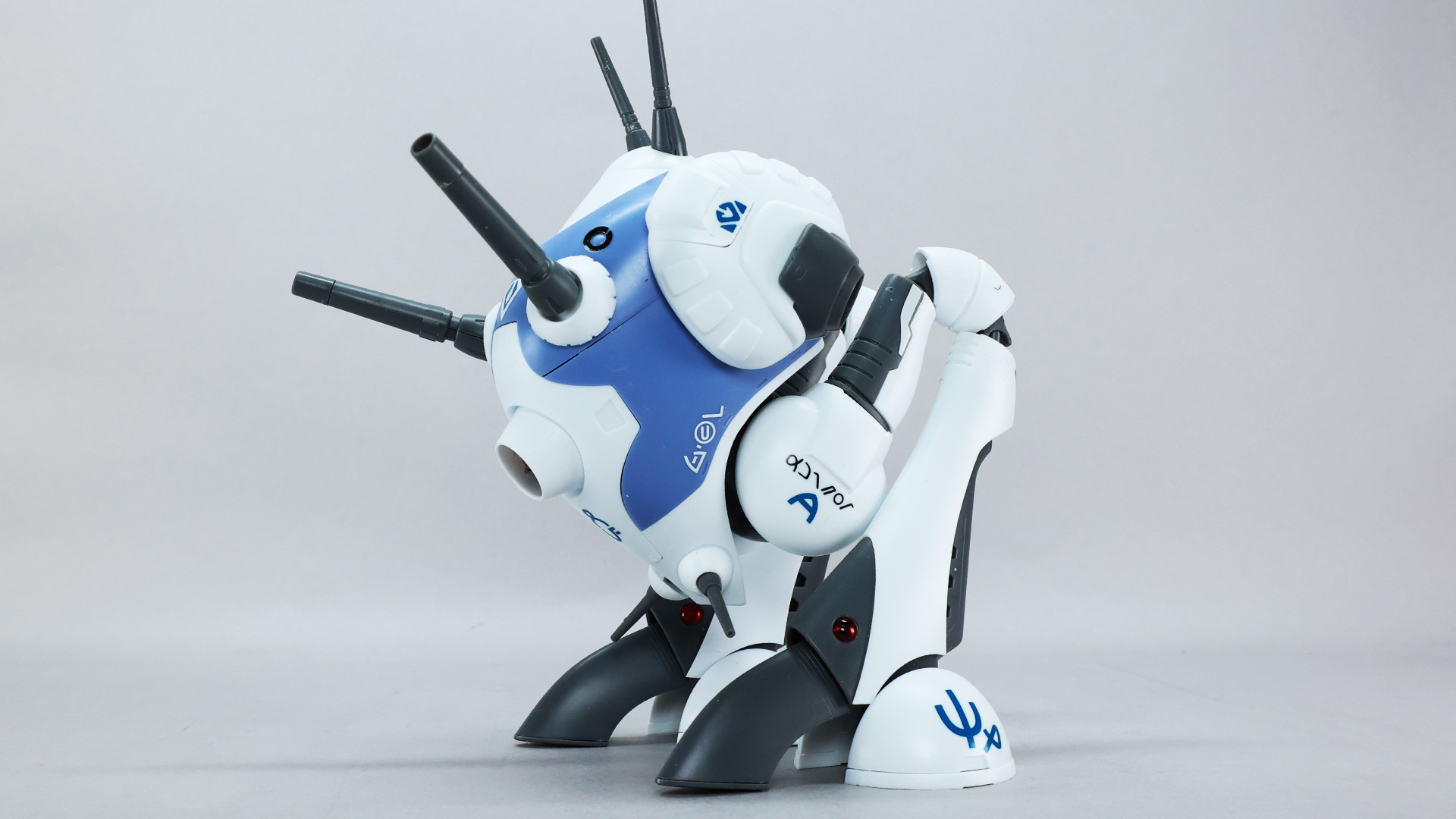 ゼントラーディ艦内ではこの状態で駐機しています