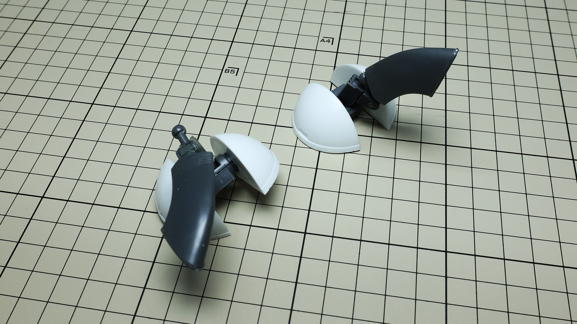 脚部本体を組み上げるとどこまで動けるでしょうか