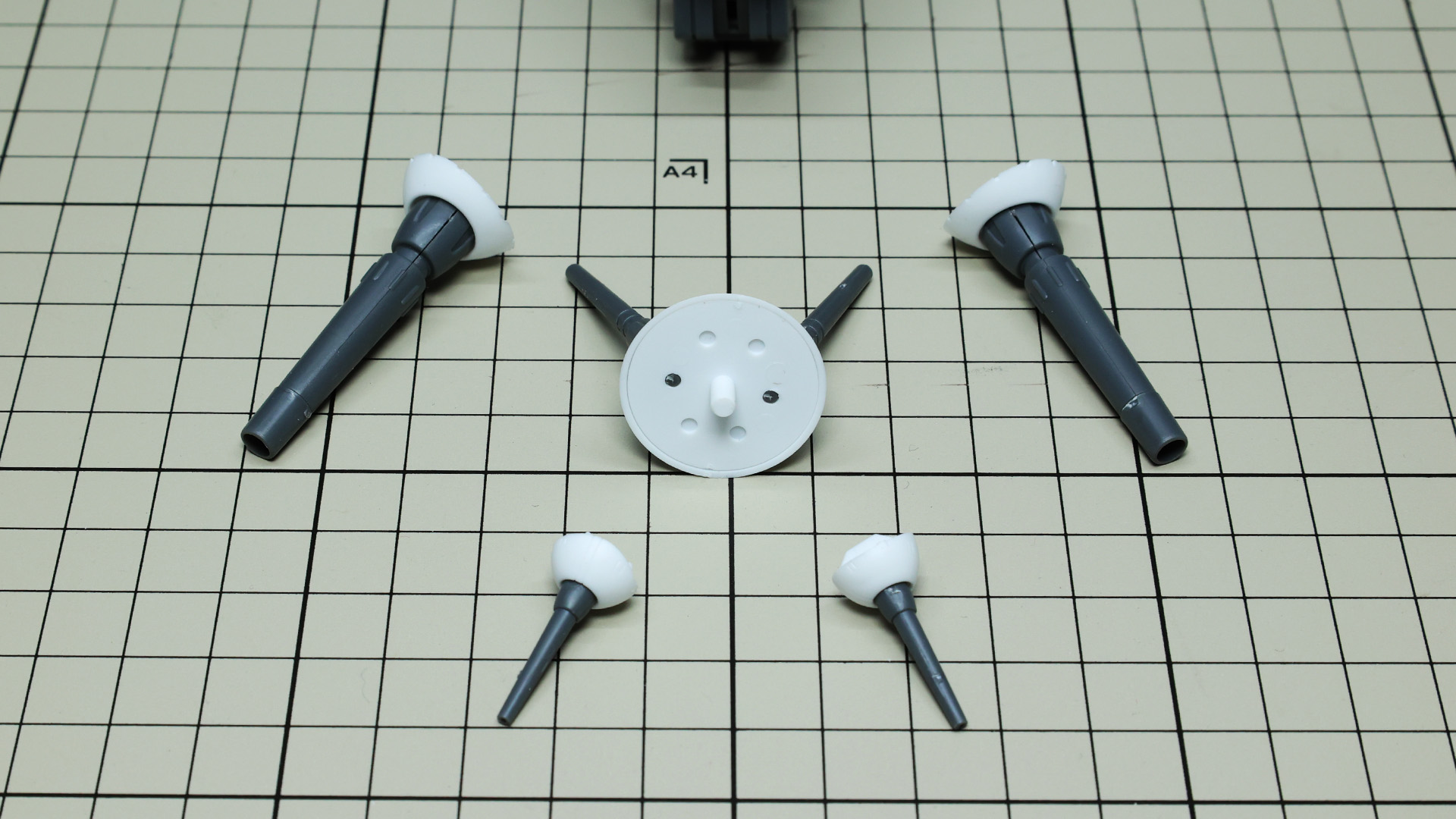 部位ごとに組みあがりました