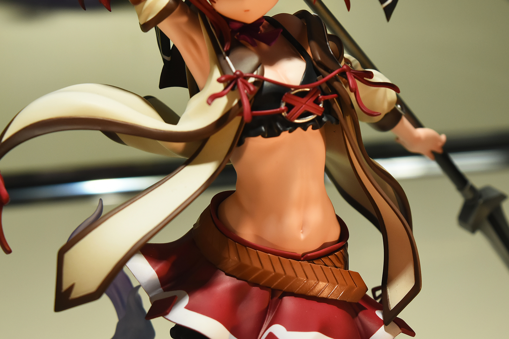 リアリティのある美しい腰の造形。惚れ惚れするクオリティだ