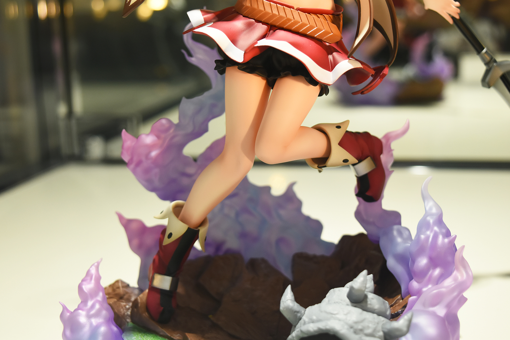 えぐれる地面の傍らにモンスターが可愛く倒れているのもポイント