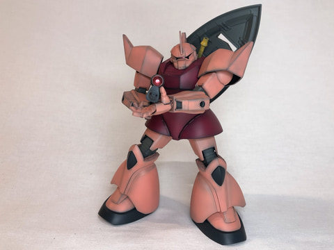 特別企画】ガンプラ「HGUC 1/144 シャア専用ゲルググ」を黒立ち上げで