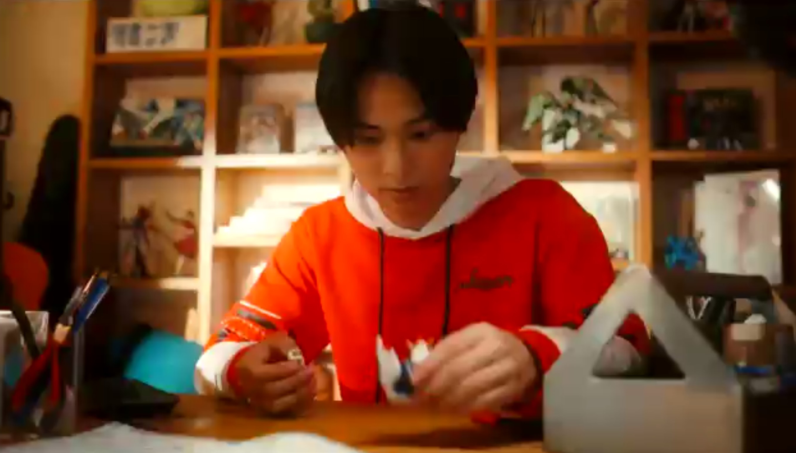 バーチャル空間でガンプラ購入。現実のガンプラが家に届く