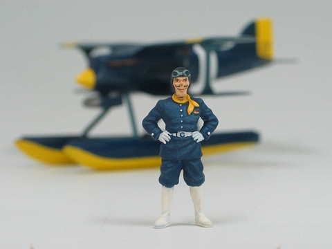 紅の豚」に登場する“カーチス”の「水上戦闘機」プラモデルが再販