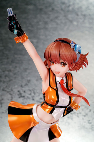 ULTRAMAN」より科特隊風アイドル衣装で佐山レナがフィギュア化