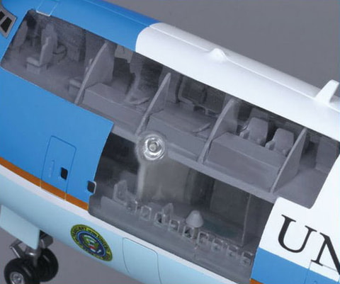 プラッツより「1/144 アメリカ大統領専用機 エアフォース・ワン 747