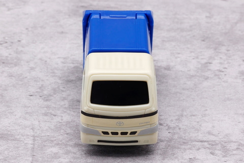 特別企画 ハッピーセット トミカ を一足先に遊んでみた Ev救急車に 新型z も 車両に道路や街パーツがセットになって登場 Hobby Watch