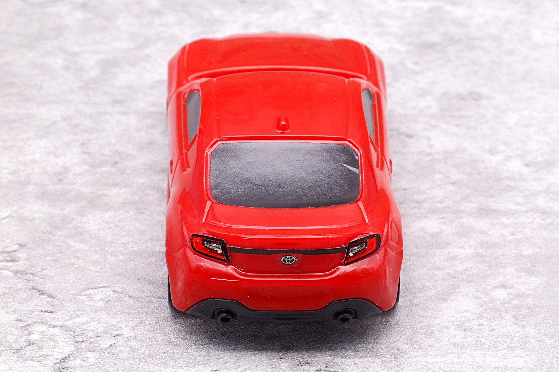 トミカファンのみならず、車好きならこれ欲しさに、ついついハッピーセットを買ってしまうかもしれない