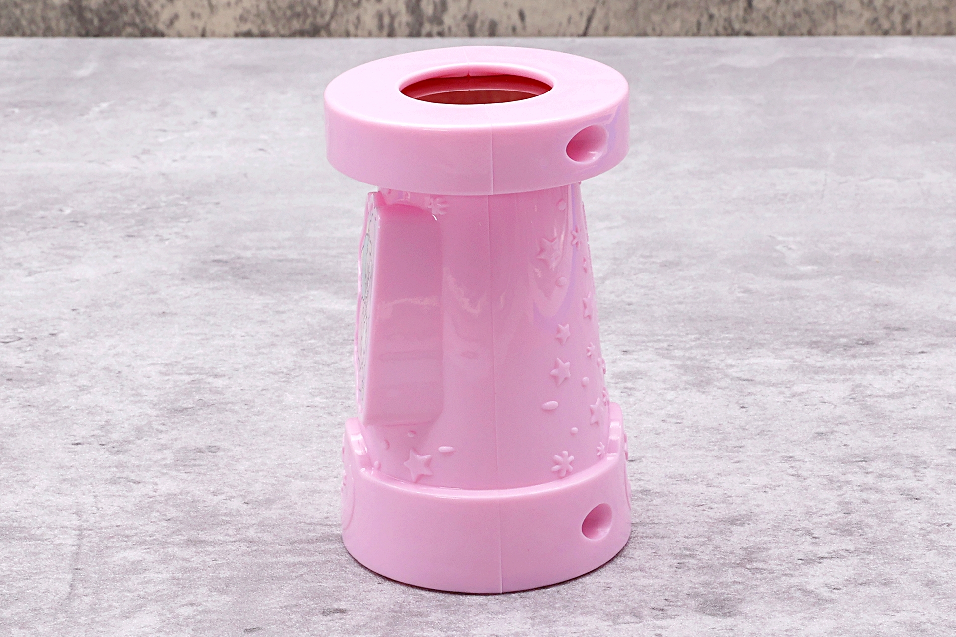 サイズとしては縦が8cmと、比較的コンパクトだ