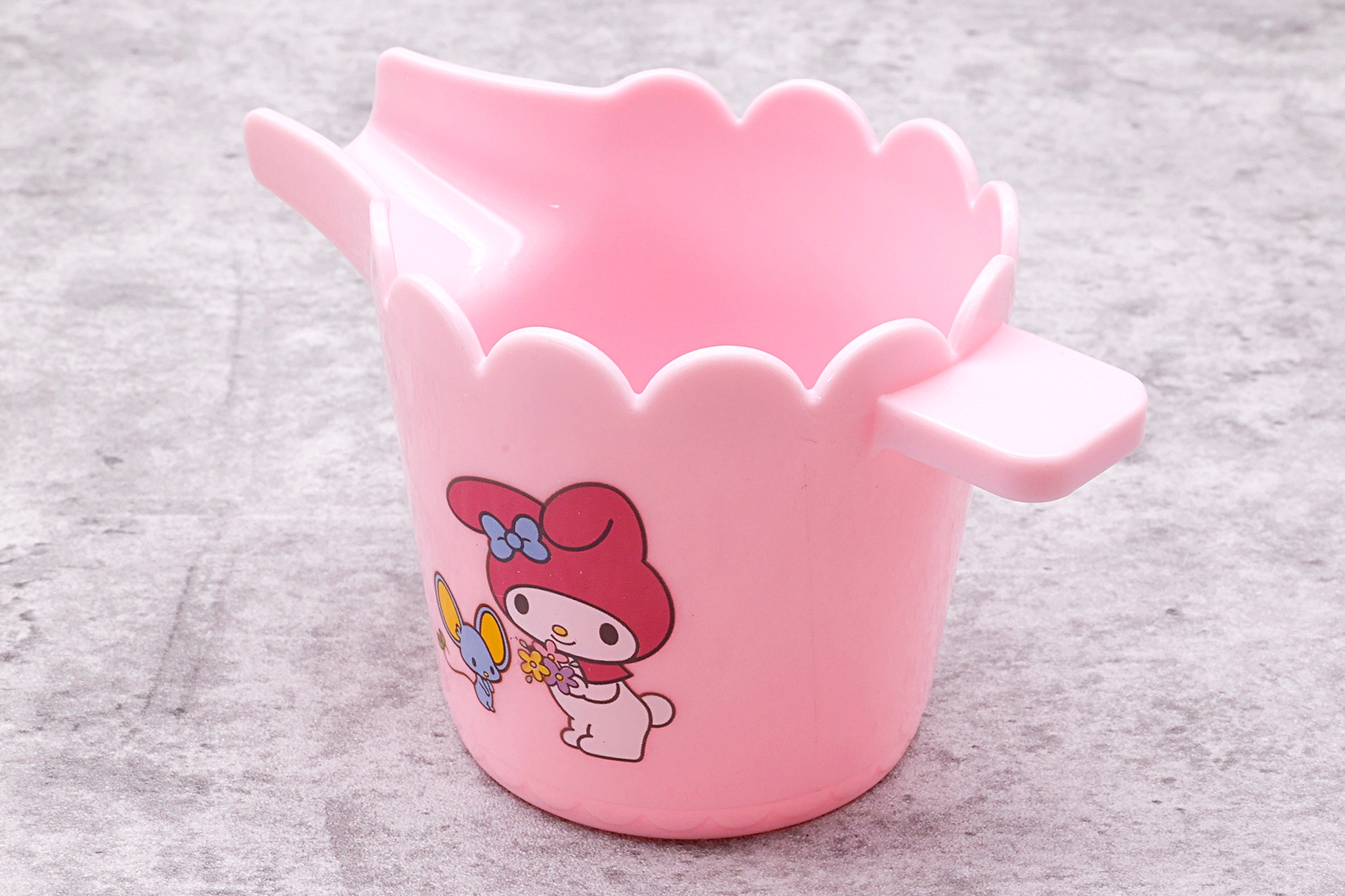 取っ手部分は小さく見えるが、問題ないレベルだ