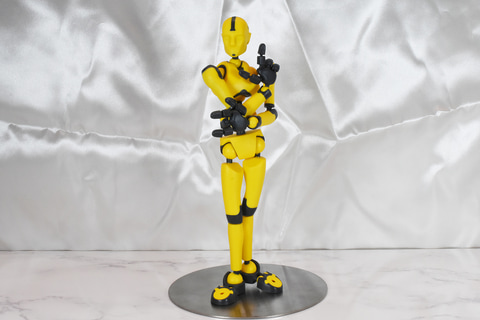 レビュー】人体構造無視の可動域で遊びが無限大！究極のポージング